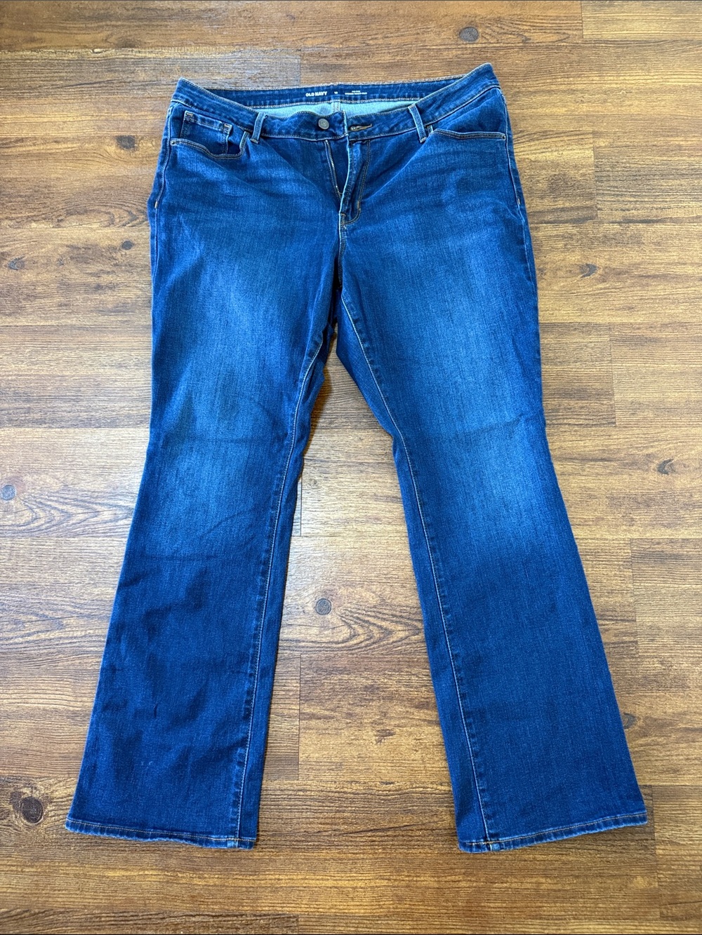 Old Navy Women's Kicker Boot-Cut Blue Jeans 16 Mid-Rise
